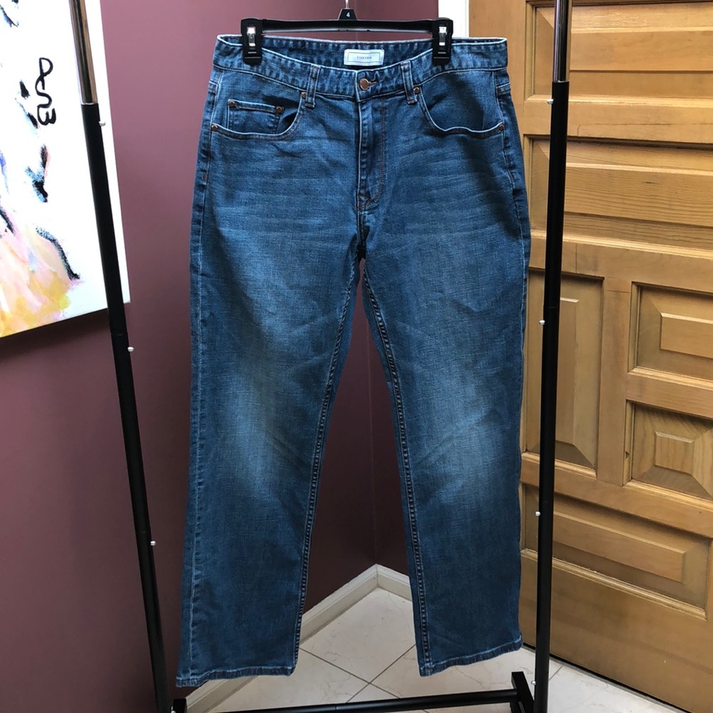 Men’s blue jeans